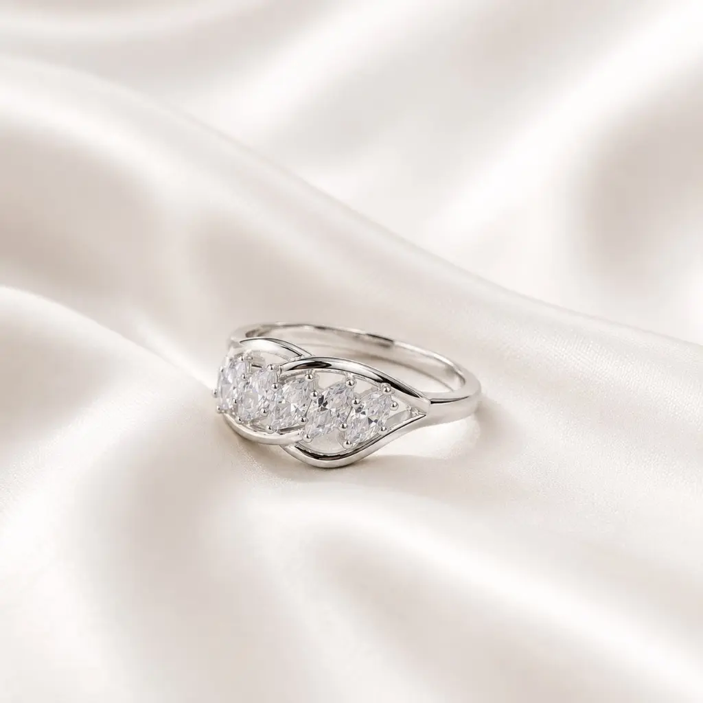 ANILLO PLATA CRISTALES OVALOS BLANCOS.webp