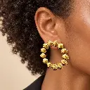 maxi topo conchitas modelo africana.webp