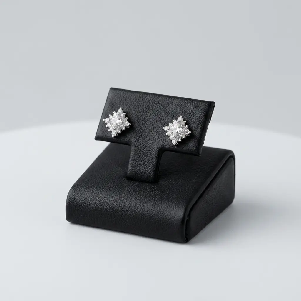 Aretes en Plata ley 925 cuadrado circón blanco