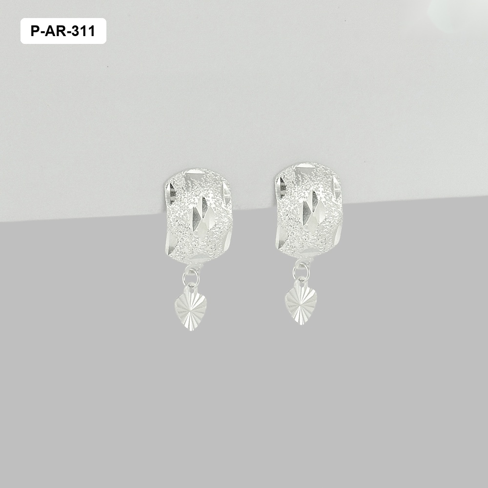 Aretes en plata 925 rectángulo diamantado y corazón