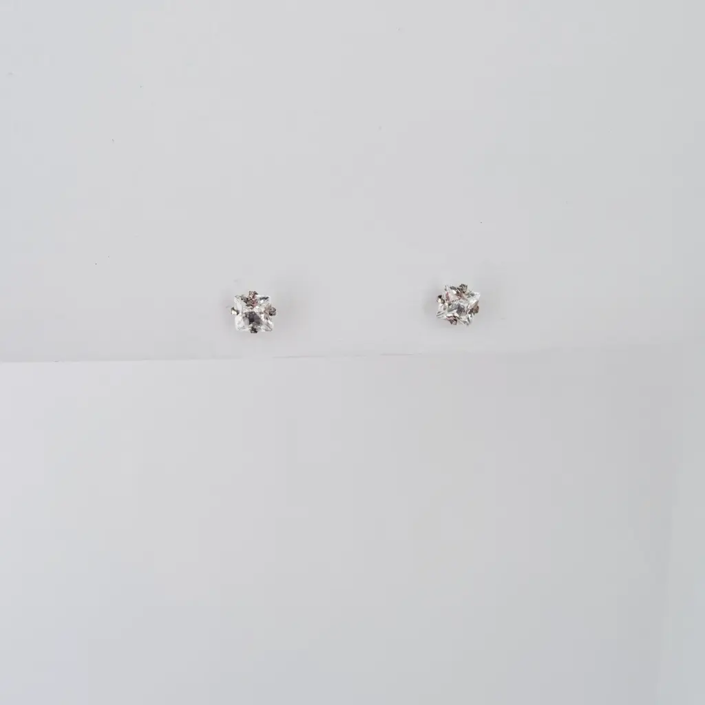 Topos en plata ley 925 circón blanco cuadrado N5