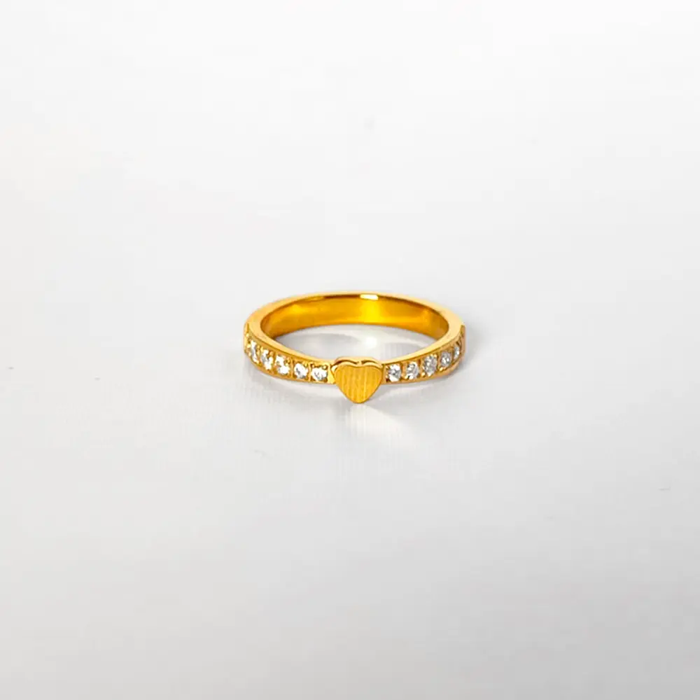 *ANILLO EN ACERO GOLD CORAZÓN CIRCÓN
