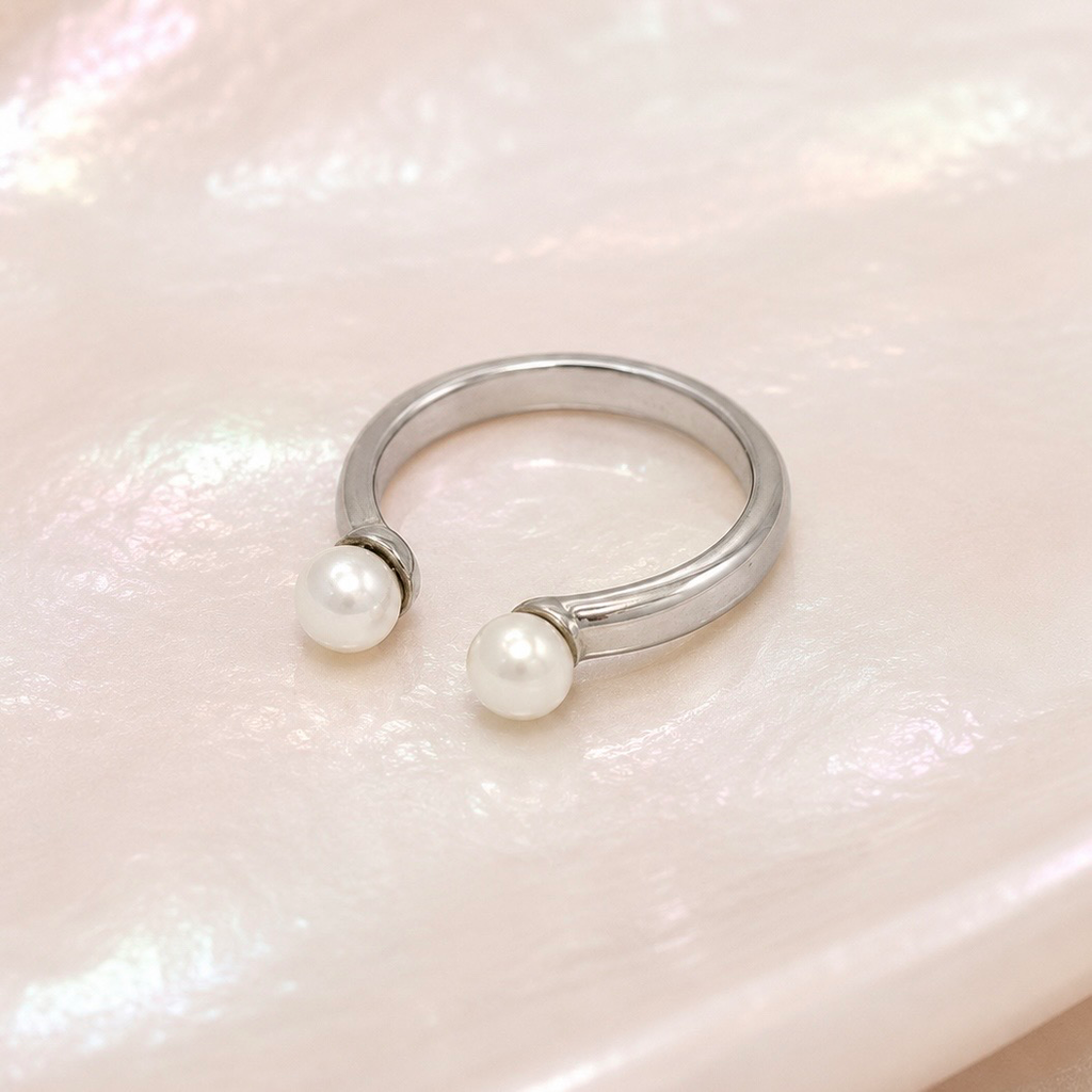 Anillo en acero silver perlas ajustable