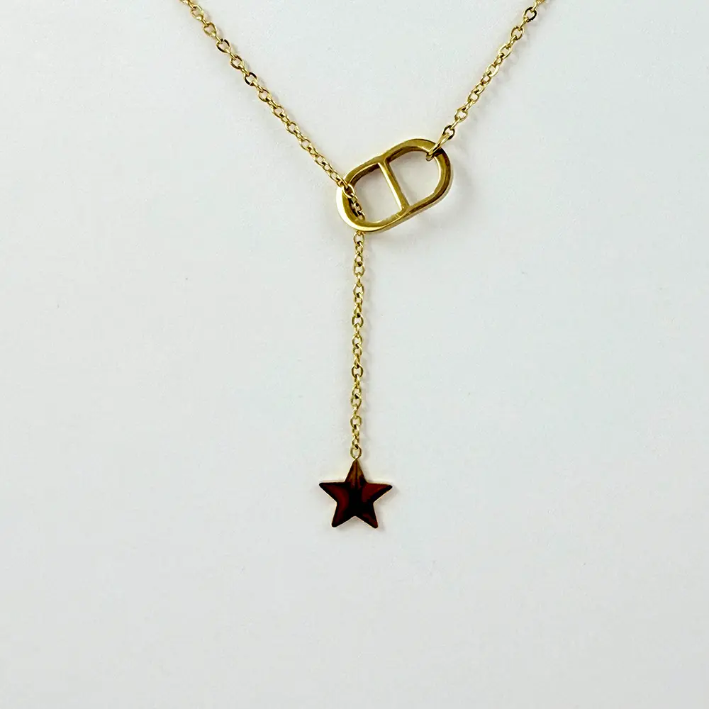 Collar en acero gold dije estrella cadenita