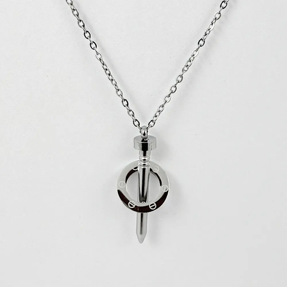 *COLLAR EN ACERO SILVER DIJE CLAVO CARTIER