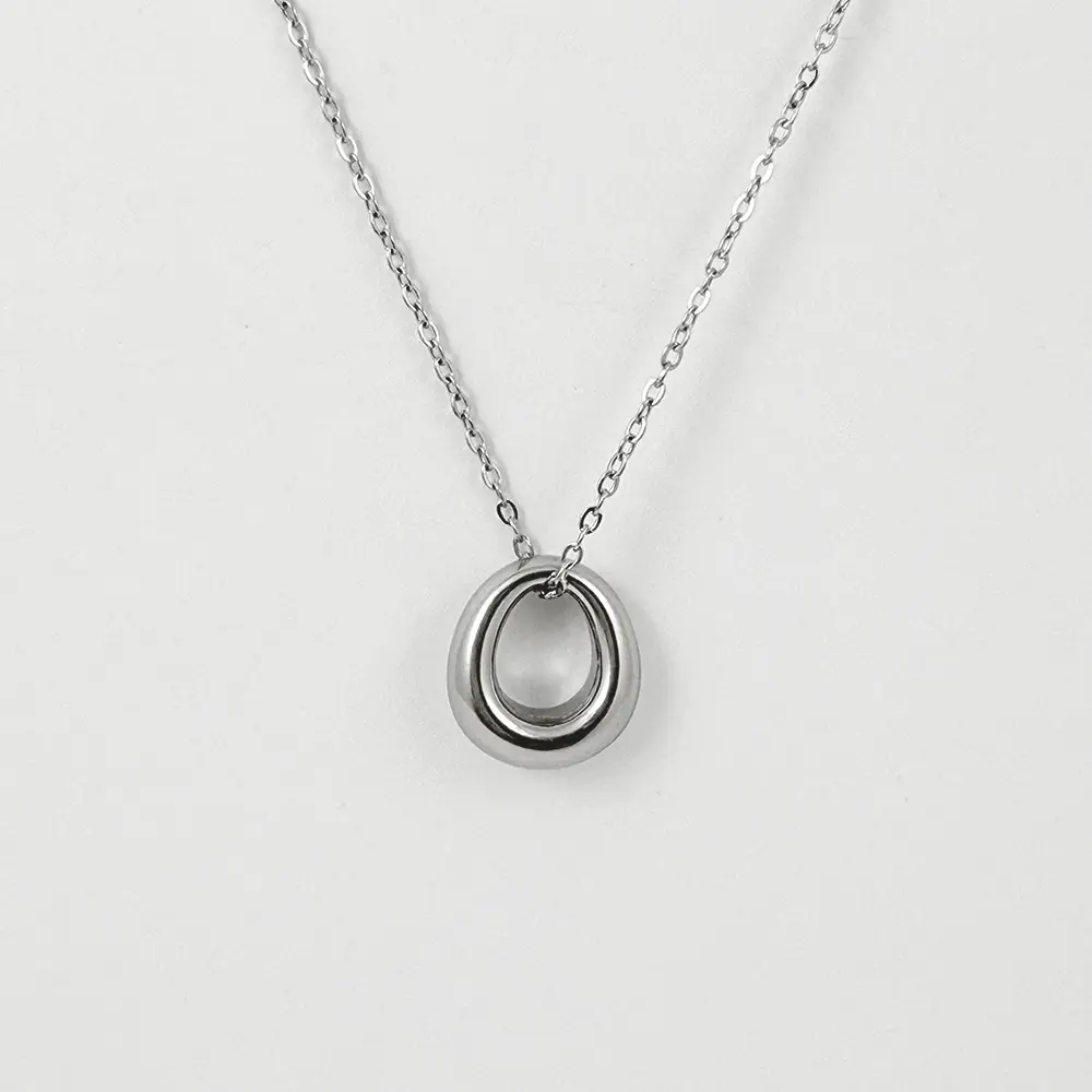 *COLLAR EN ACERO SILVER DIJE GEOMÉTRICO