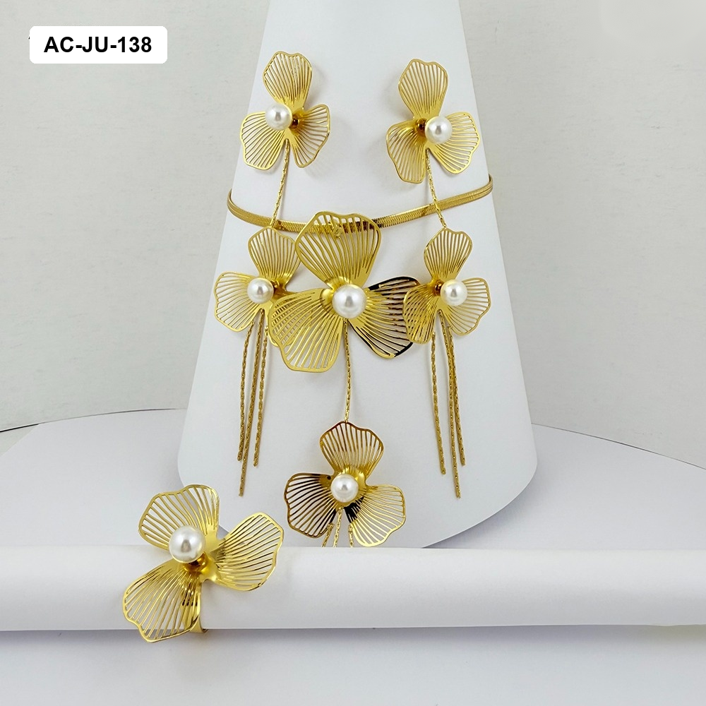 Juego acero gold con anillo orquidea perla cadenitas
