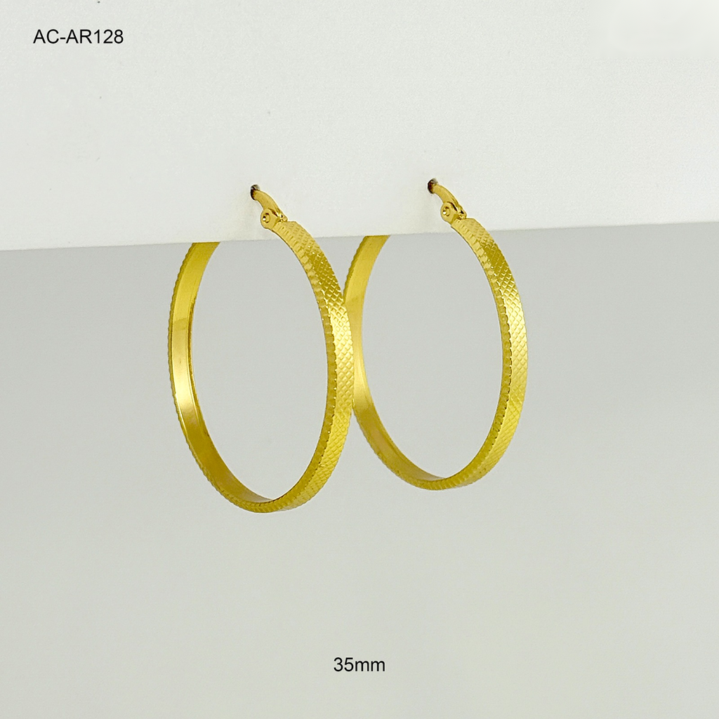 Argolla básica gold grabada 3,5 cm acero