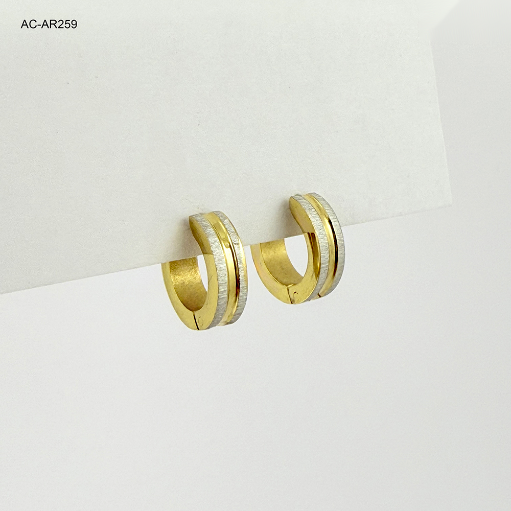 Argolla huggie acero bicolor borde satinado
