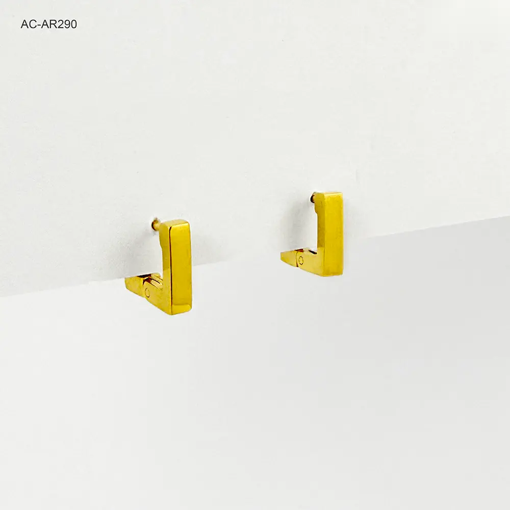 Argolla huggie acero gold cuadrada 1.2cm