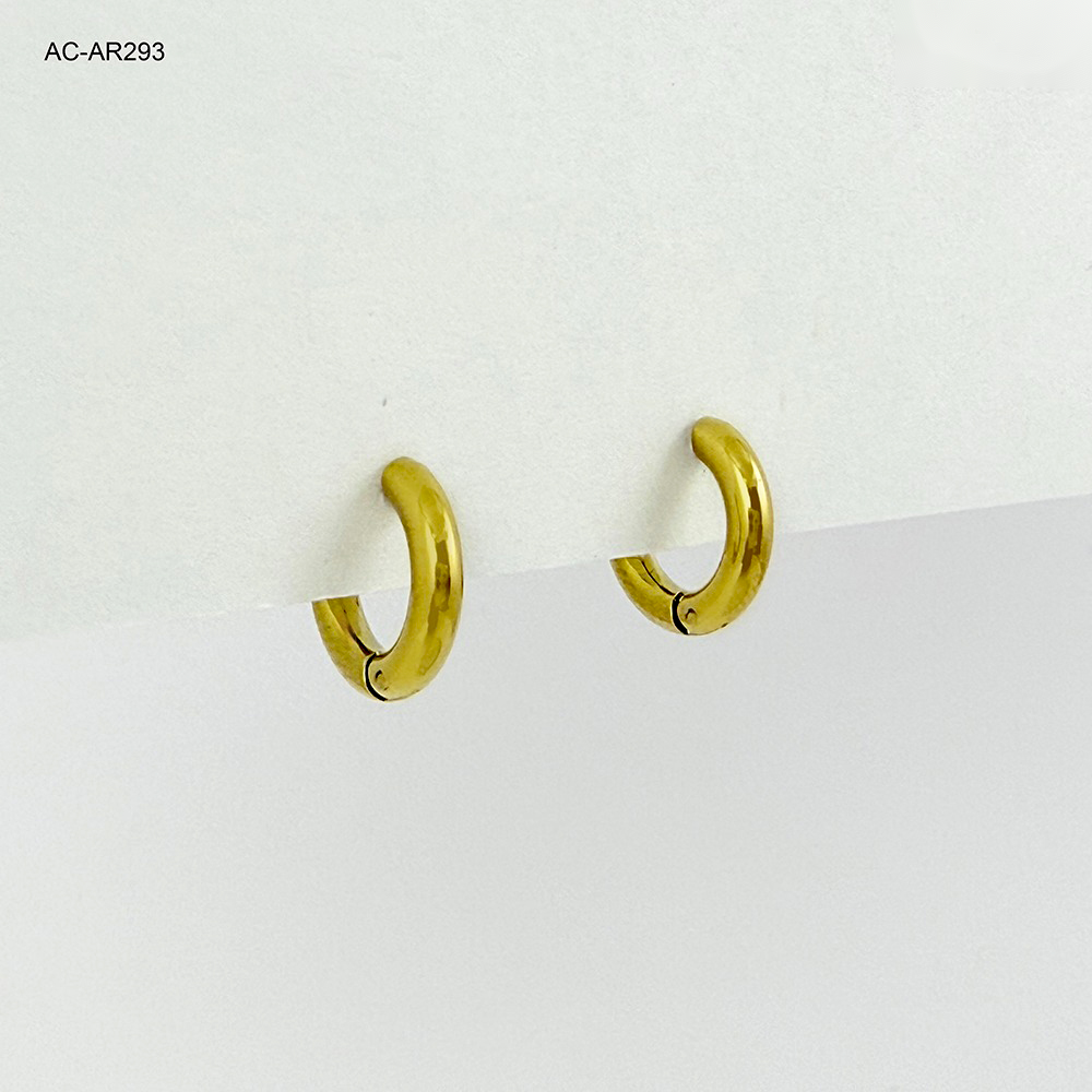 Argolla huggie acero gold tipo hilo 1.2cm
