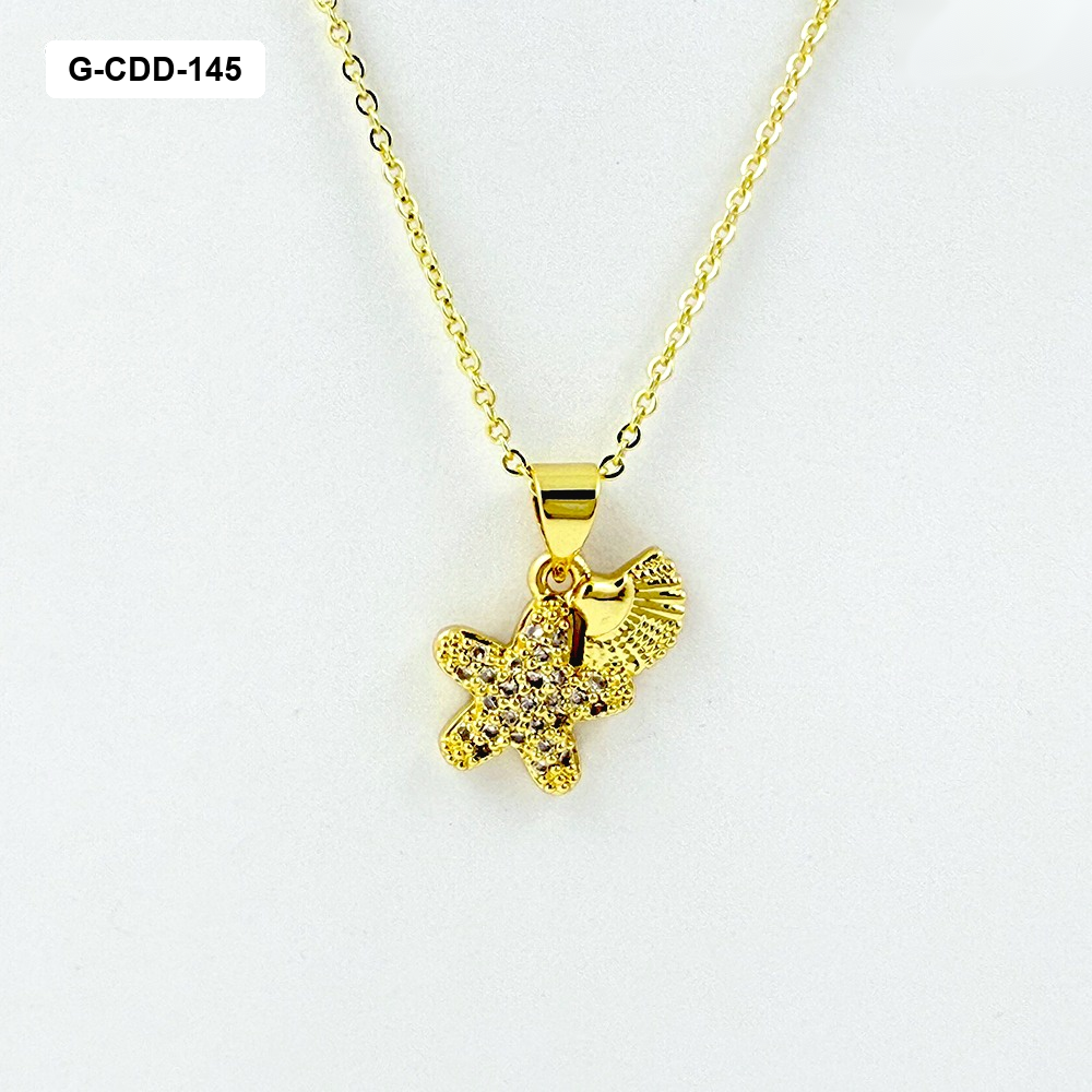 Collar en rodinado gold dije estrellita de mar conchita