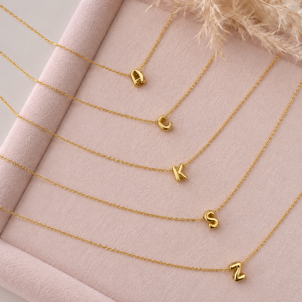 [G-CDD-173] Collar en rodinado gold dije inicial mini