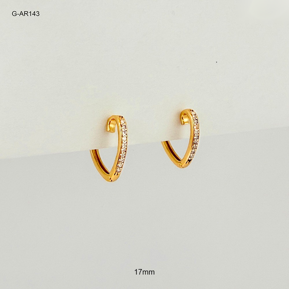 *ARGOLLA HUGGIE RODINADO GOLD CORAZON MICROCIRCONES BLANCOS 17MM