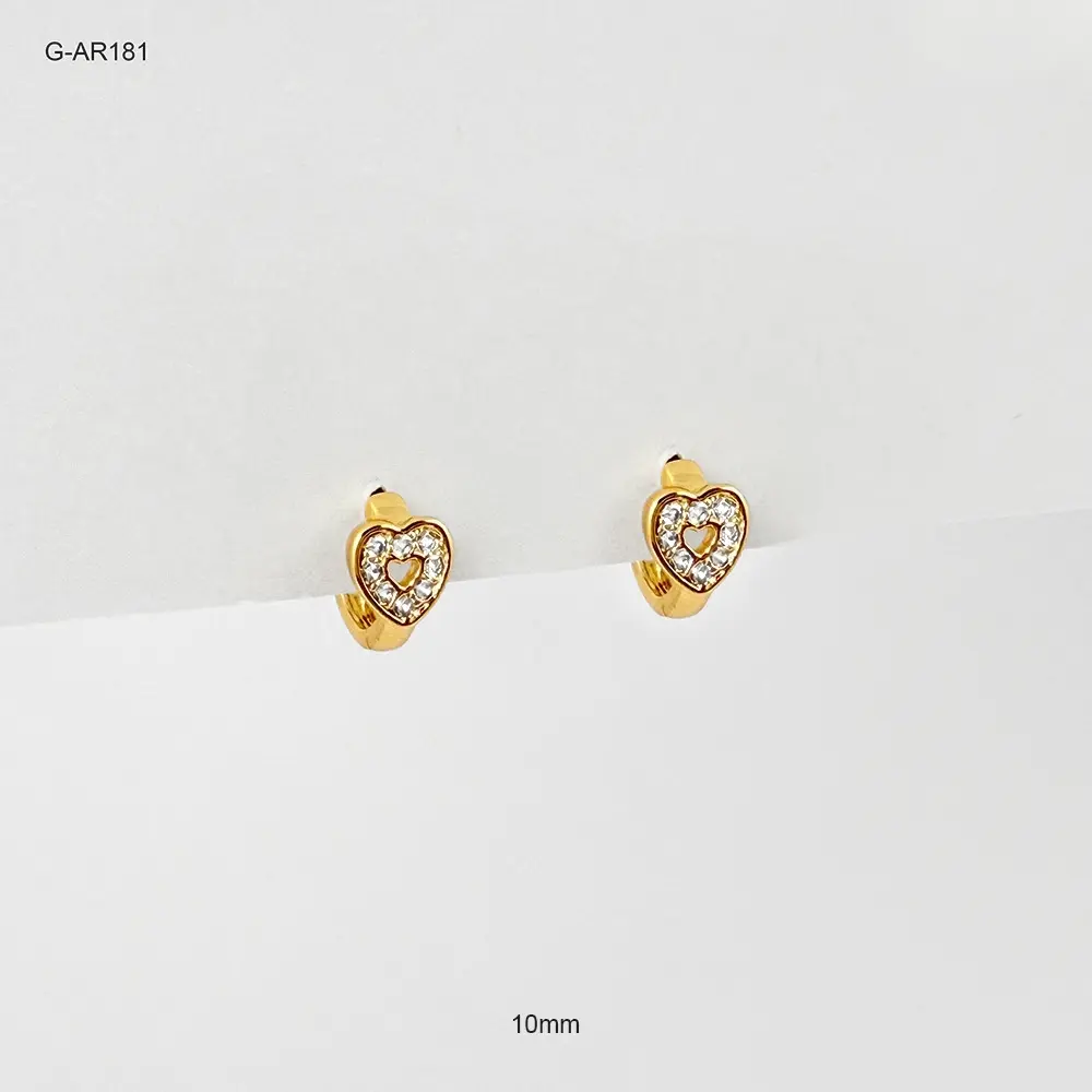 *ARGOLLA HUGGIE RODINADO GOLD CORAZÓN MICROCIRCONES BLANCOS 10MM