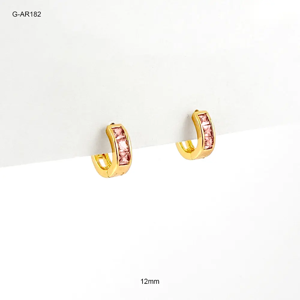 Argolla huggie rodinado gold cristales rosa 12mm
