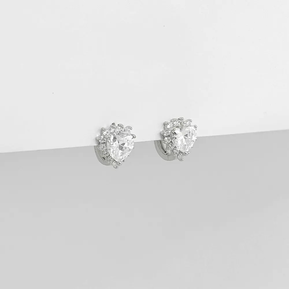 Argolla huggie especial rodinado silver cristal corazón 13mm
