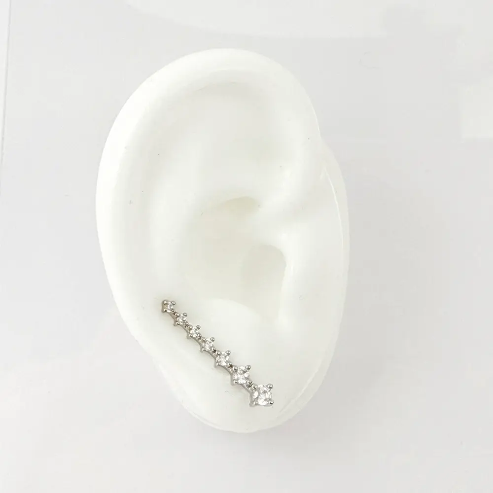 Arete tipo trepador rodinado silver microcircones blancos #1