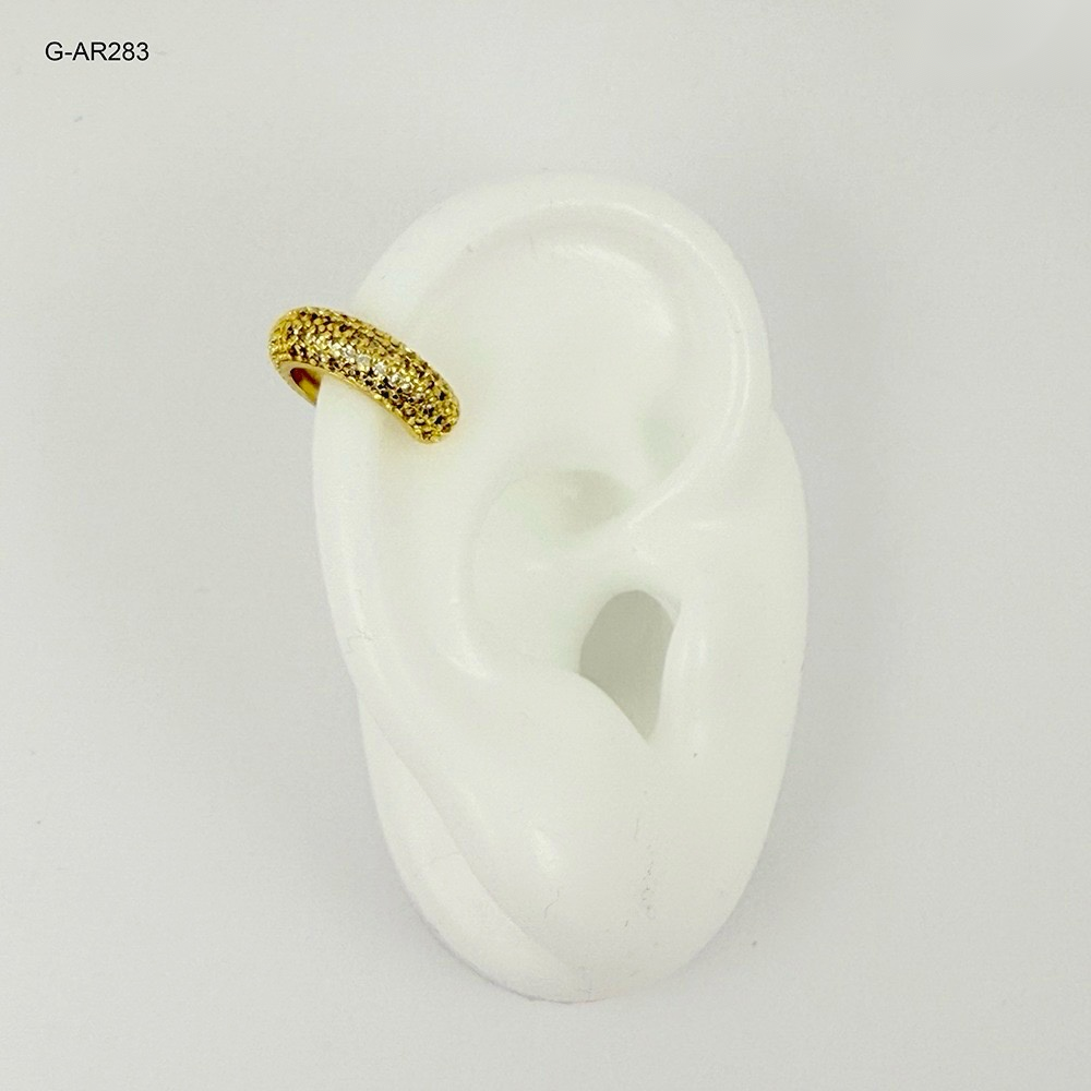 Arete en rodinado gold ear cuff tipo dona microcircones blancos