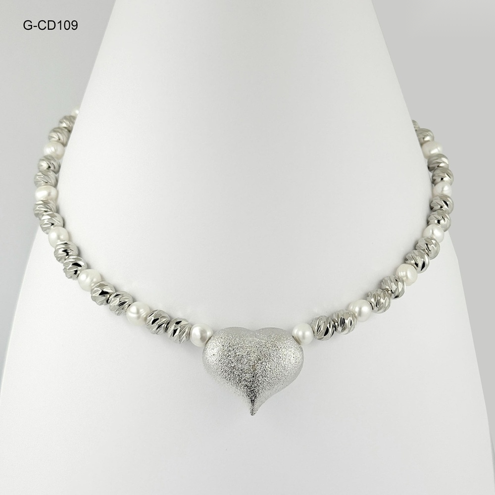 Collar rodinado y perlas dorado