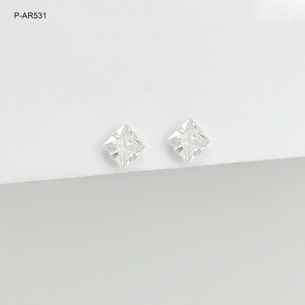 Topo plata ley 925 circón cuadrado blanco (7x7)