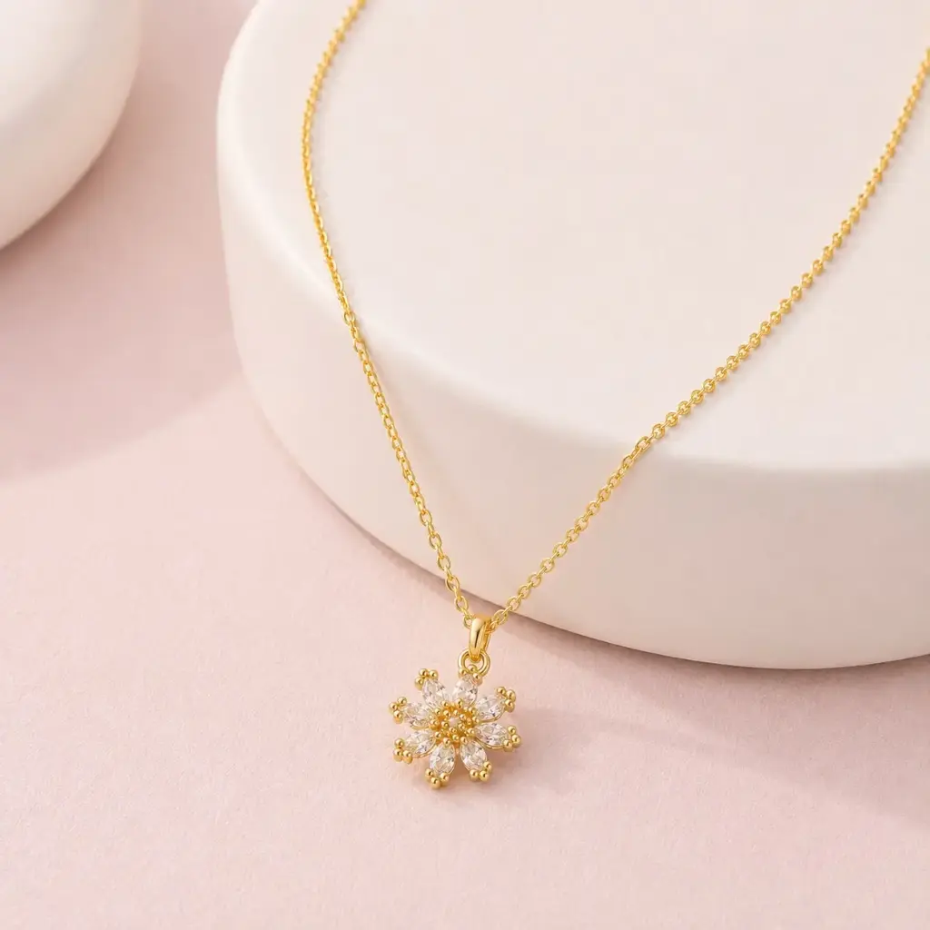 Cadena con dije flor cristales blancos
