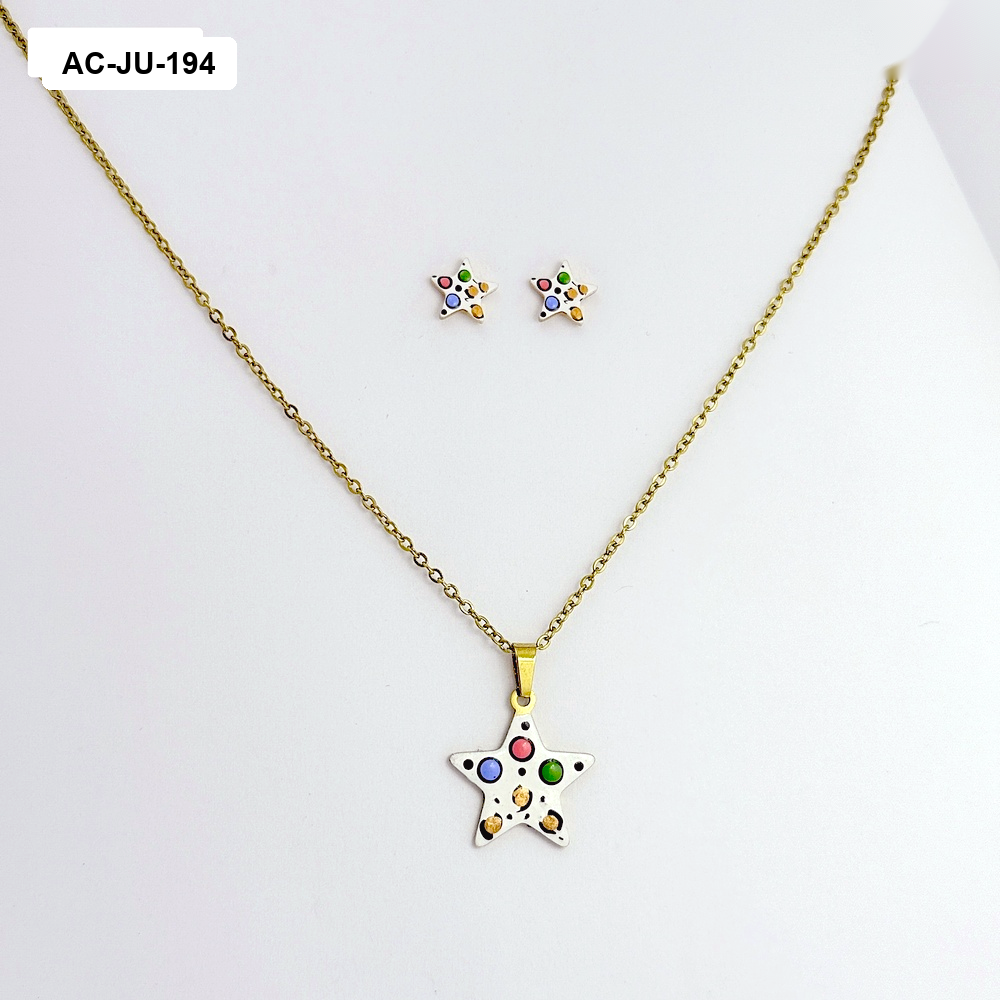 AC-JU-194 JUEGO ACERO GOLD NIÑA ESMALTADO ESTRELLA