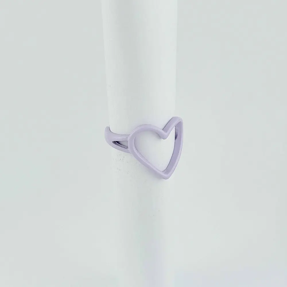 Anillo en rodinado ajustable esmaltado corazón