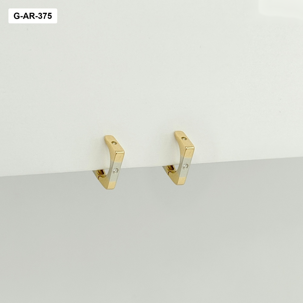 *Argolla en rodinado bicolor huggie cuadrada