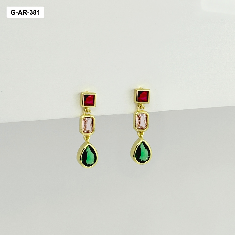 Aretes en rodinado gold cristales geométricos colores