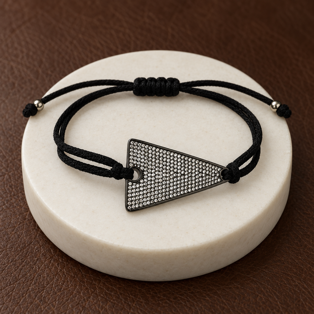 [G-PL-210] Pulsera en rodinado cordón negro ajustable dije microcircones Ref. 2