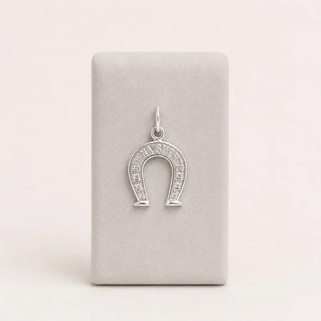 Dije en plata ley 925 herradura 2.5 cm 
