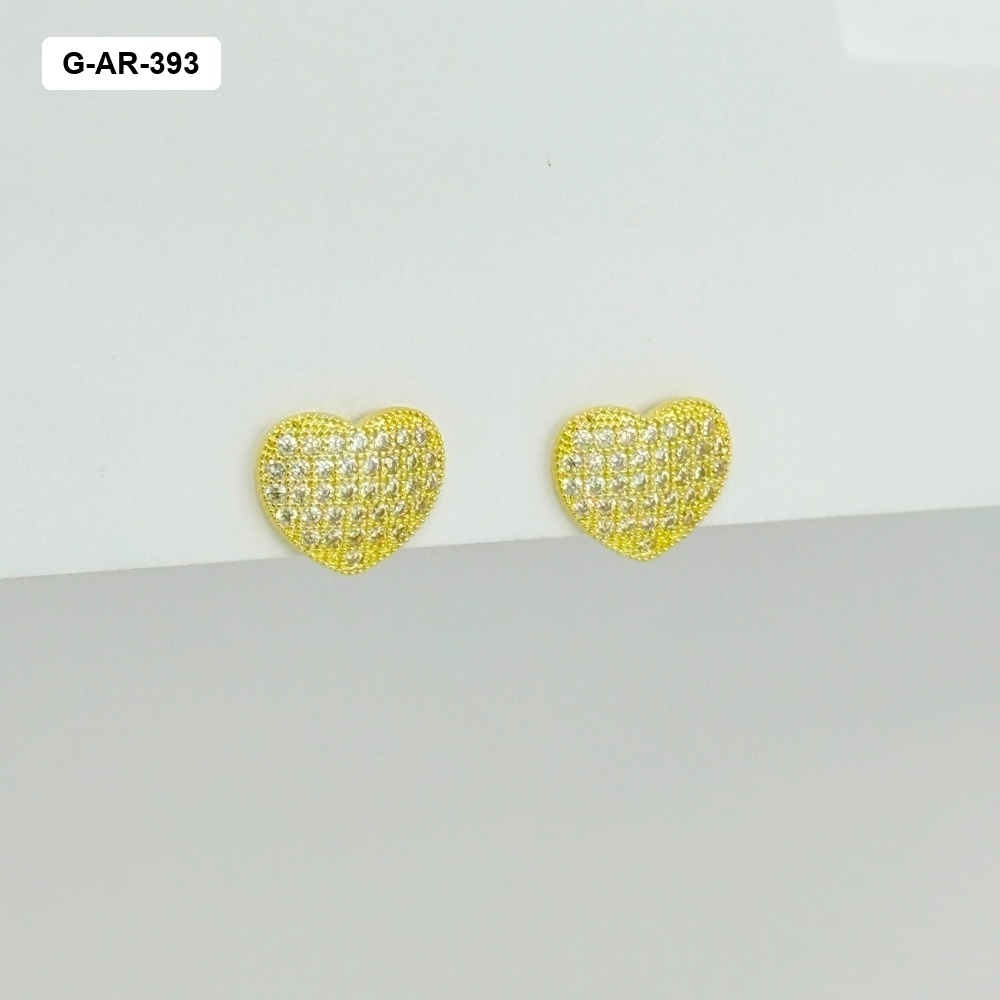 *Aretes en rodinado gold corazón microcircones