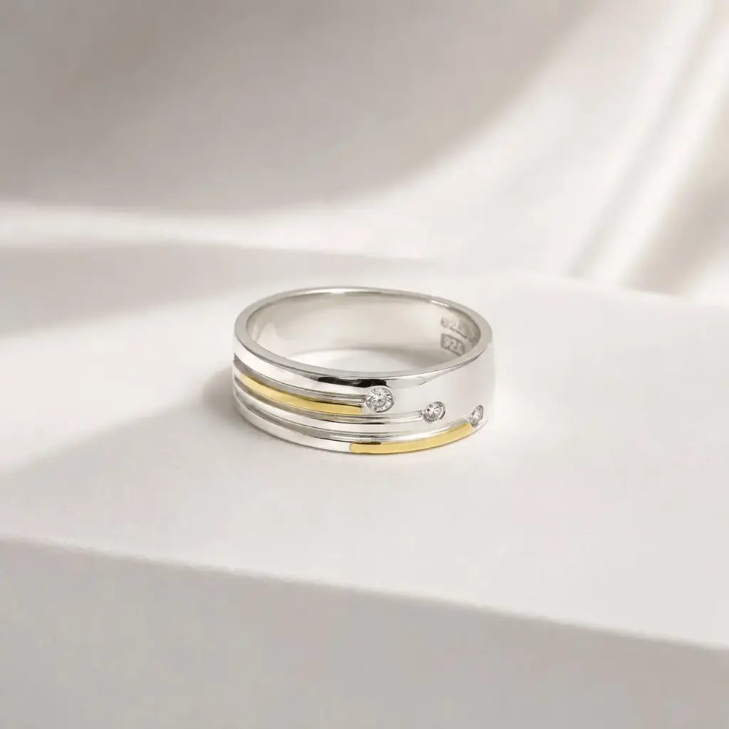 Anillo en plata ley 925 líneas circones en laminado estilo alianza - talla 9