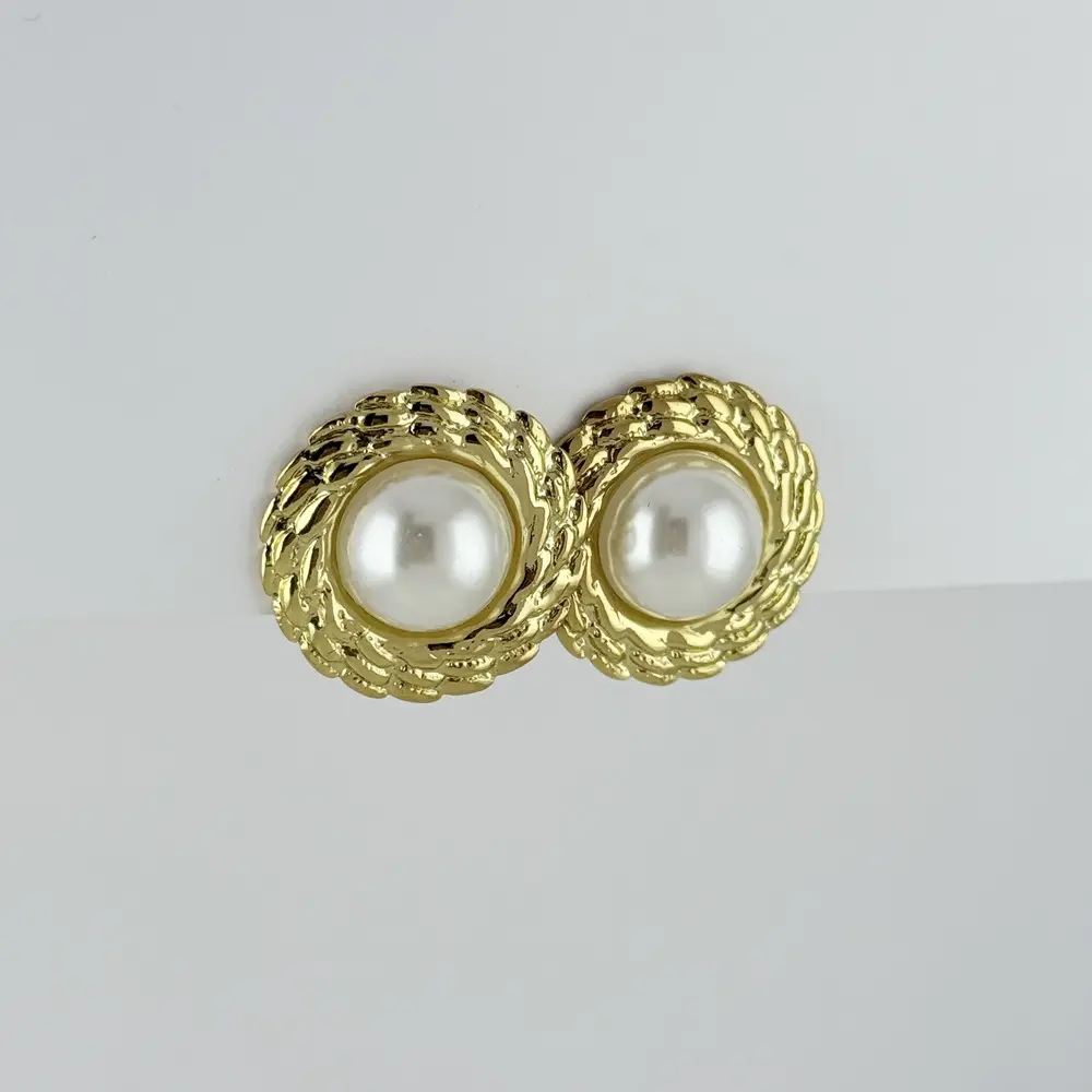 Maxi aretes en acero gold perla modelo 6