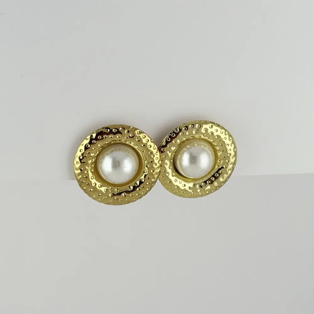 MAXI ARETES EN ACERO GOLD PERLA