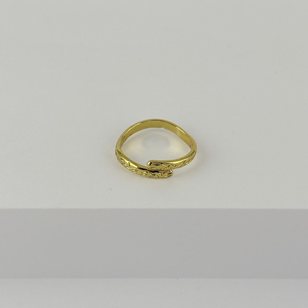 Anillo en acero gold ajustable modelo 42