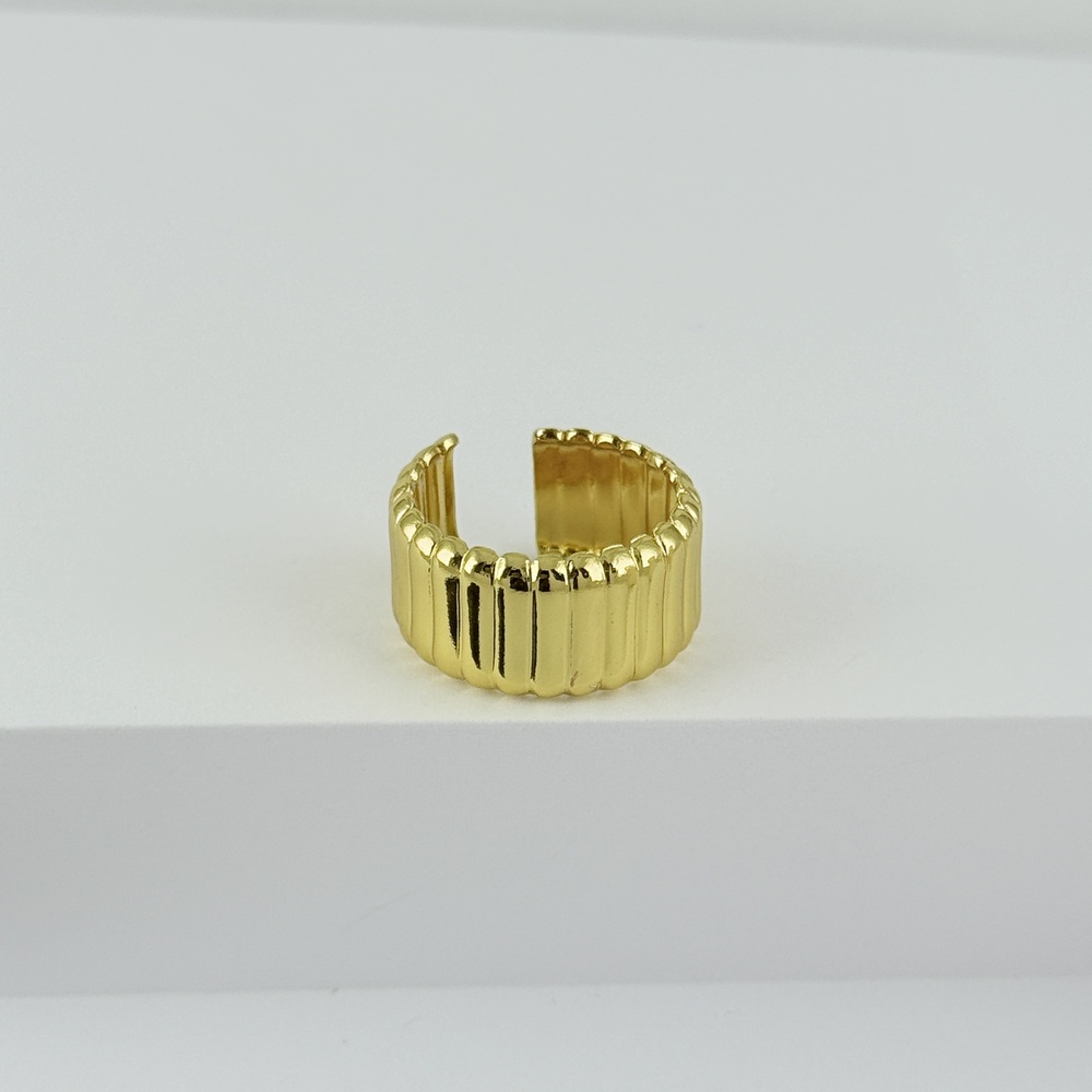 Anillo en acero gold ajustable modelo 37