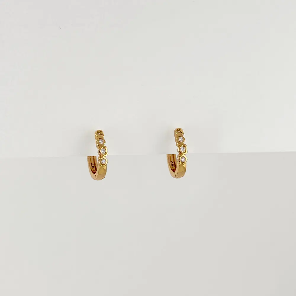 Argolla huggie en Rodinado Gold Champagne corazones circones 1.4 cm