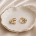 Argolla huggie en Rodinado Gold Champagne mariposa cristales blancos 1 cm