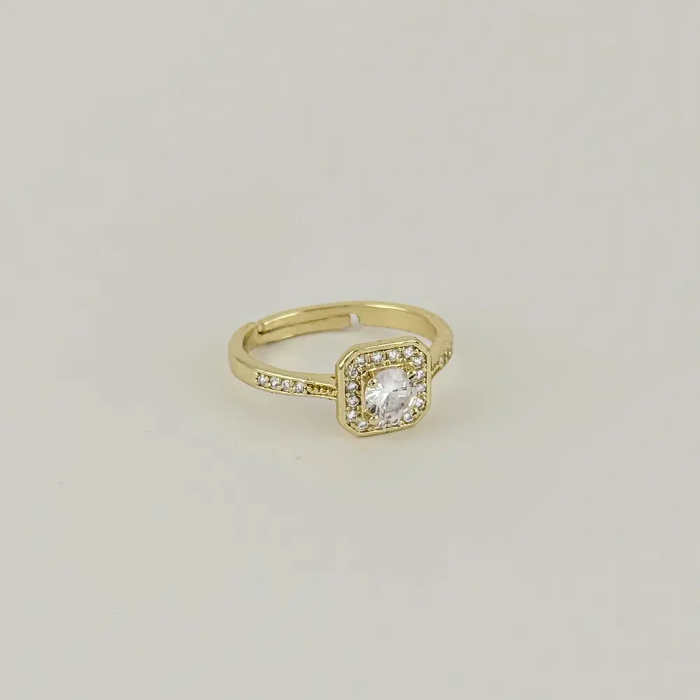 Anillo ajustable en rodinado gold cristal cuadrado blanco estilo pandora