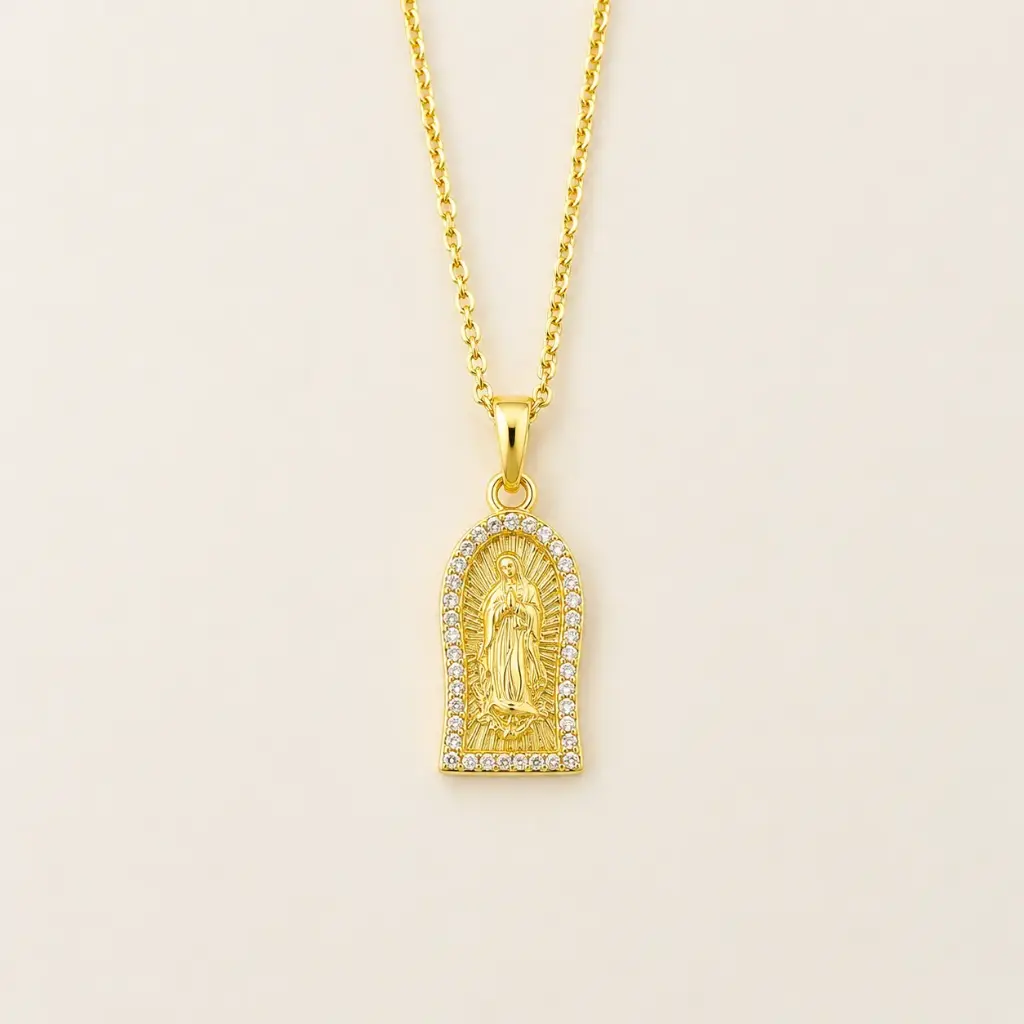 Cadena en rodinado gold cadena especial dije microcirconia virgen Guadalupe