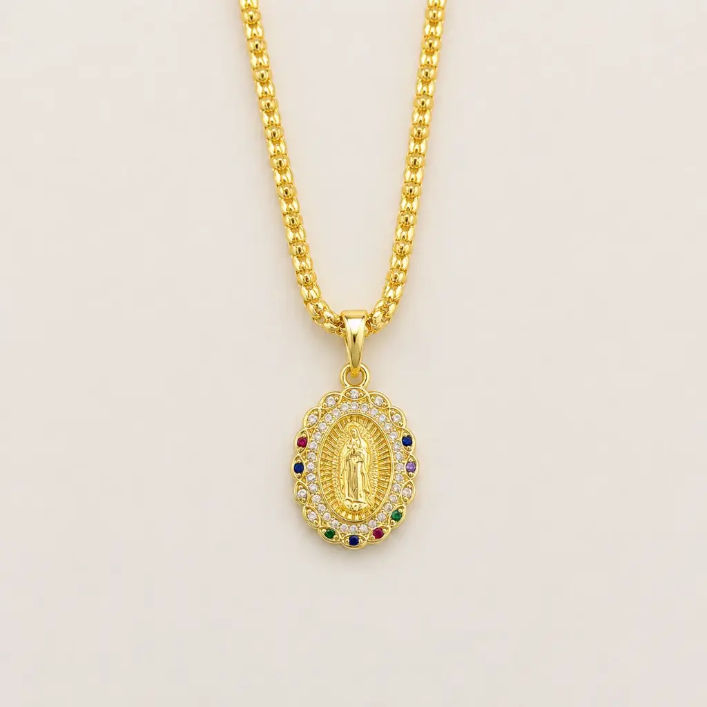 Cadena en rodinado gold cadena especial dije microcirconia color virgen Guadalupe