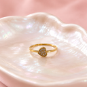 Anillo en acero gold corazón circonia