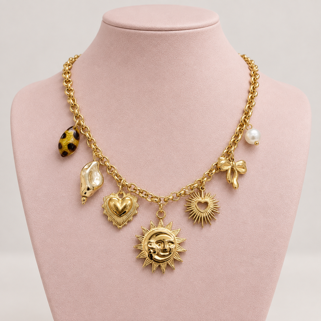 Collar en Acero Inoxidable dorado dijes charms sol