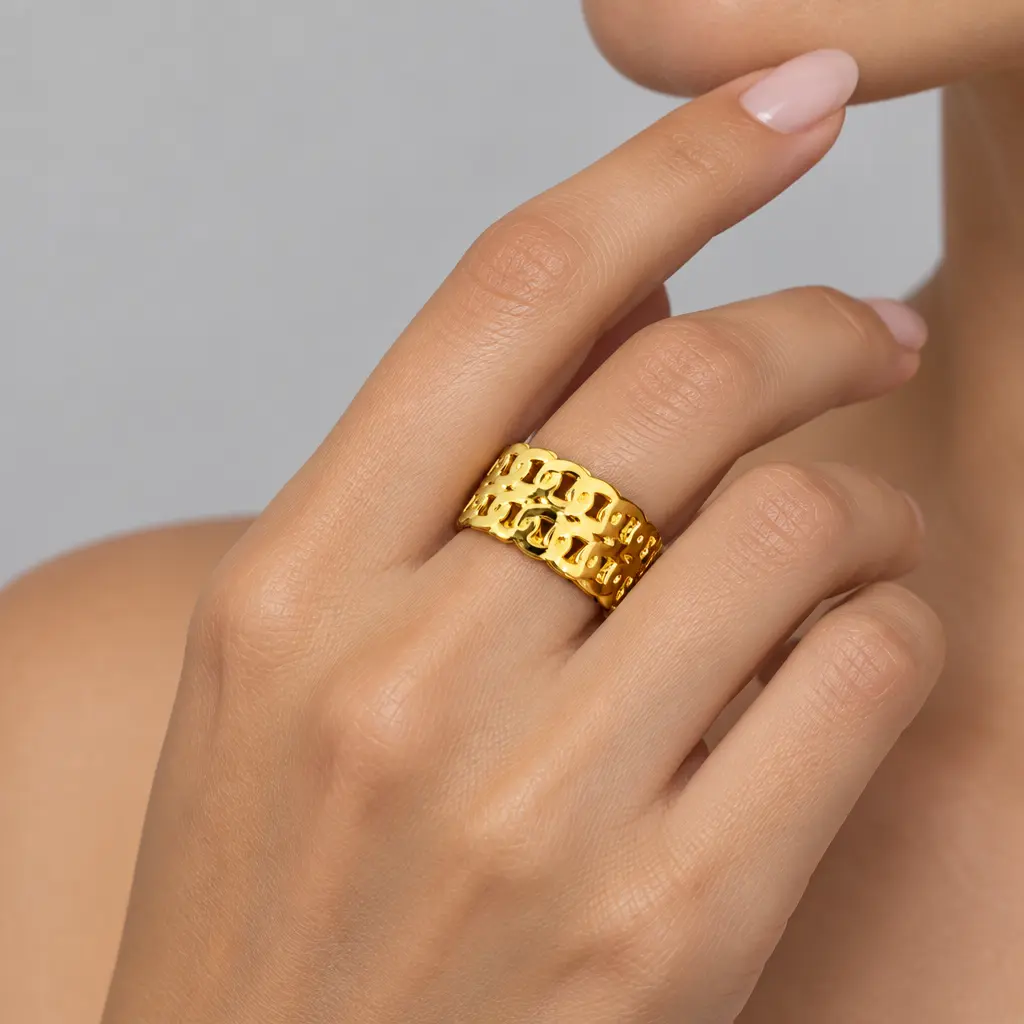 Anillo en acero gold ajustable
