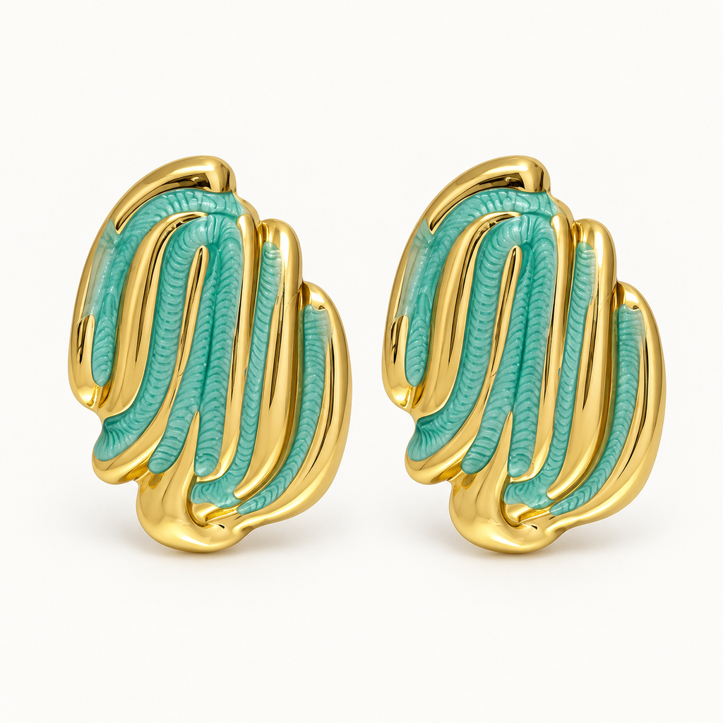Arete en Acero Inoxidable gold figura orgánica esmaltado verde 