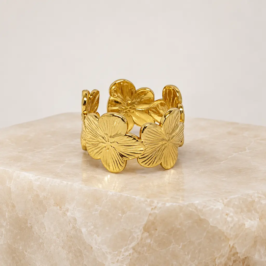 Anillo en acero gold ajustable