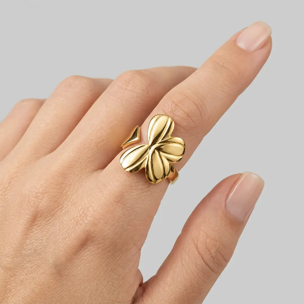 Anillo en acero gold ajustable