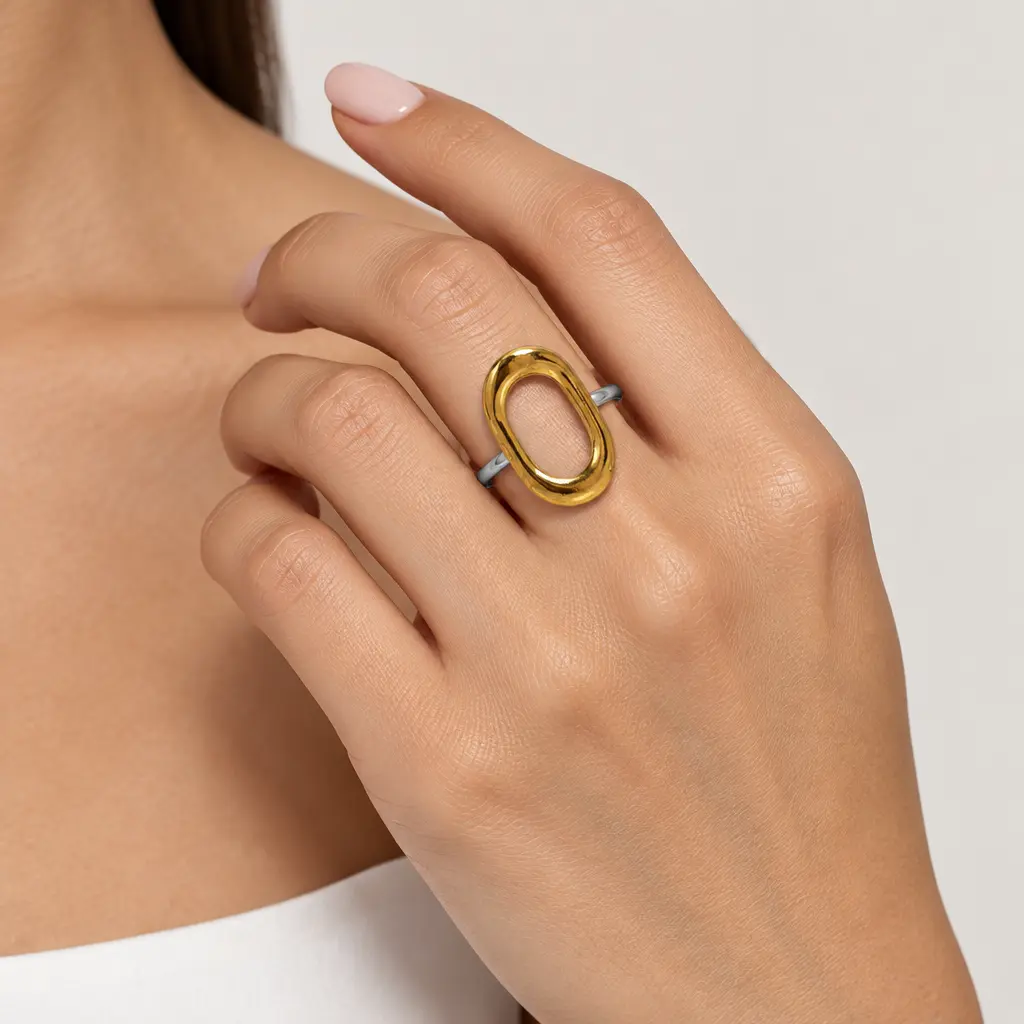 Anillo en acero bicolor ajustable aro largo